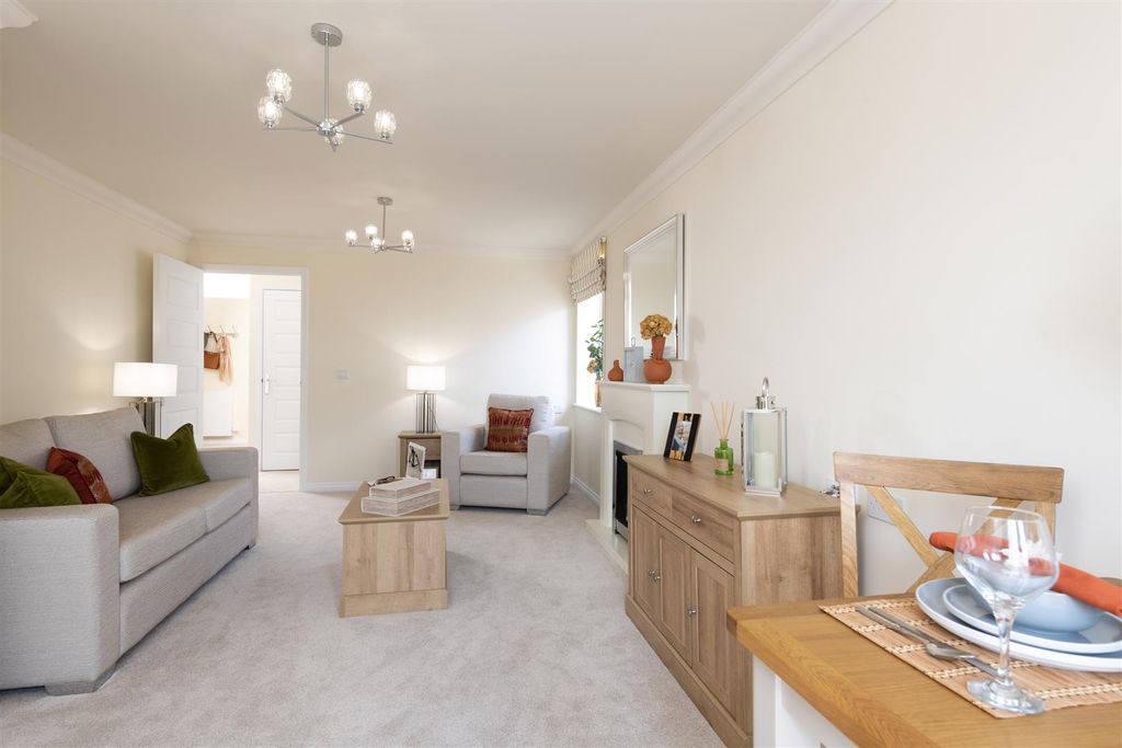 Property photo 3 of 16