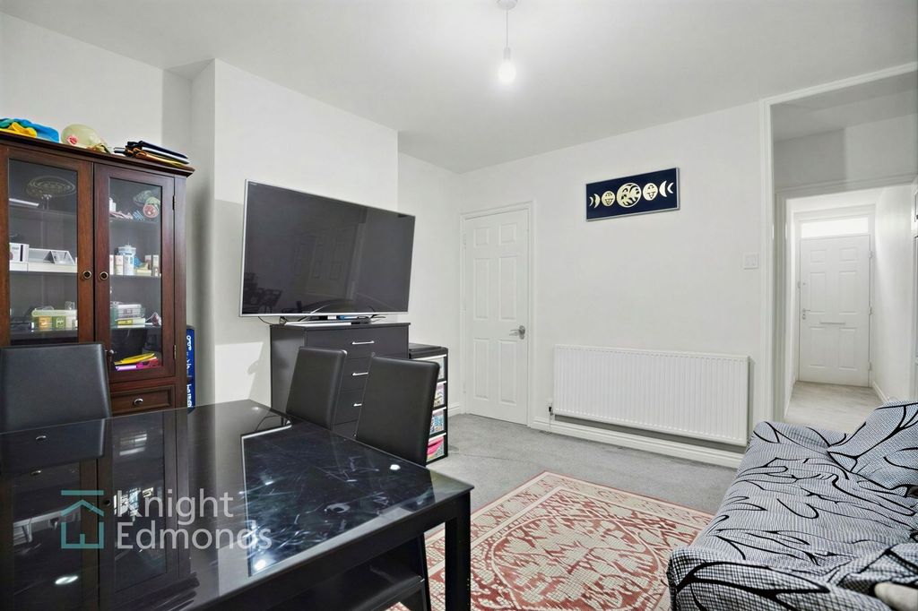 Property photo 3 of 13 Dining Room