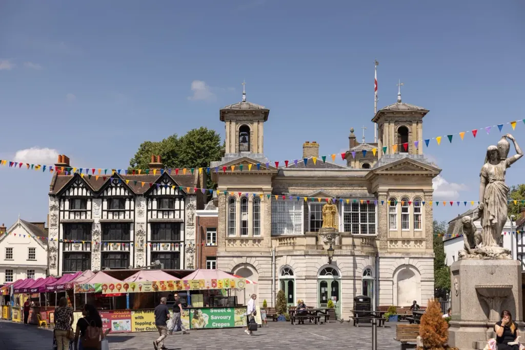 Property photo 2 of 21