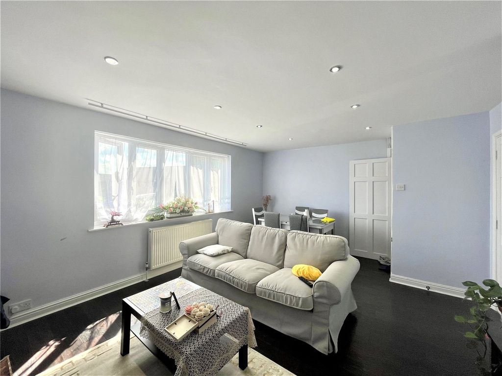 Property photo 2 of 8 Picture No.02