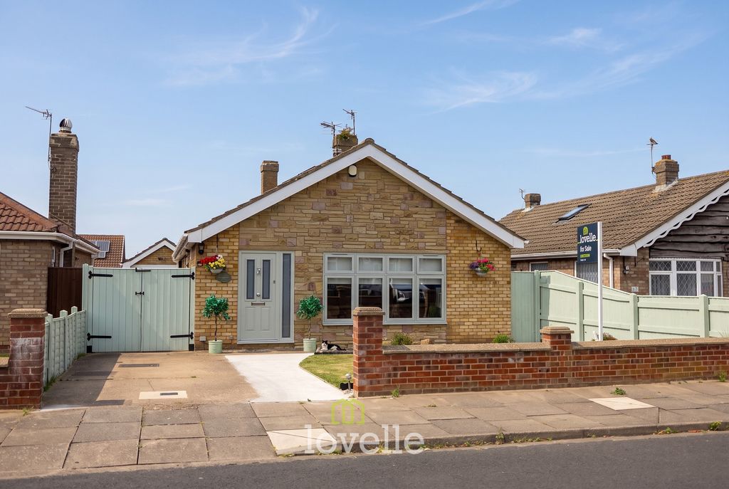Property photo 1 of 26