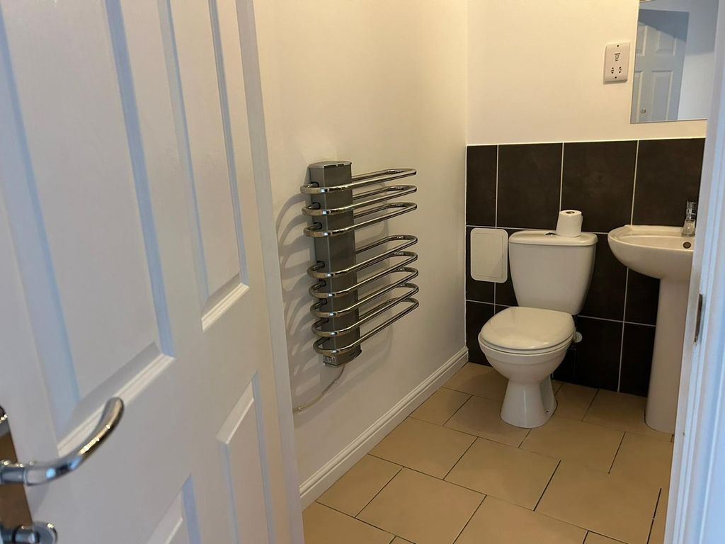 Additional image 18 of 2 bed flat for saleFieldfare Close, Corby NN18