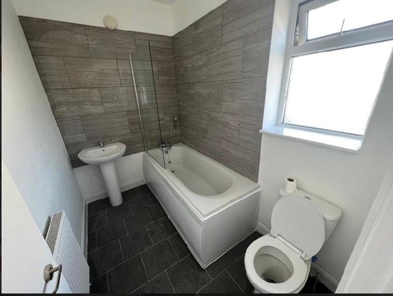 Property photo 3 of 8 Image