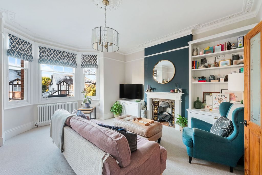 Property photo 2 of 7