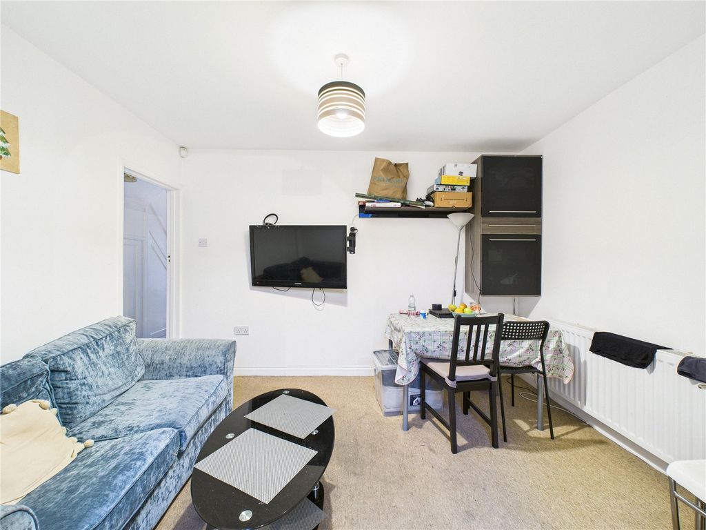 Property photo 2 of 20 Picture No. 19