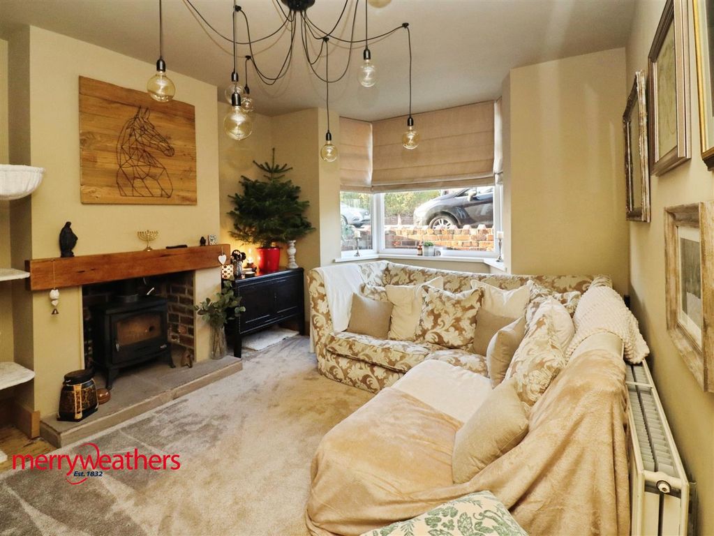 Property photo 2 of 11 Lounge