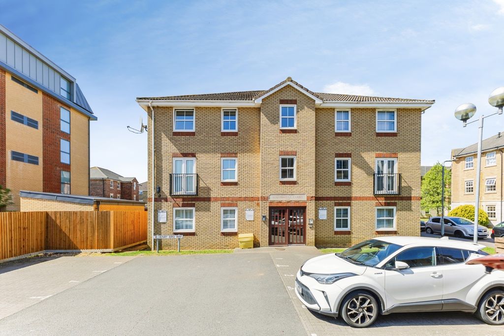 Property photo 1 of 8 Front