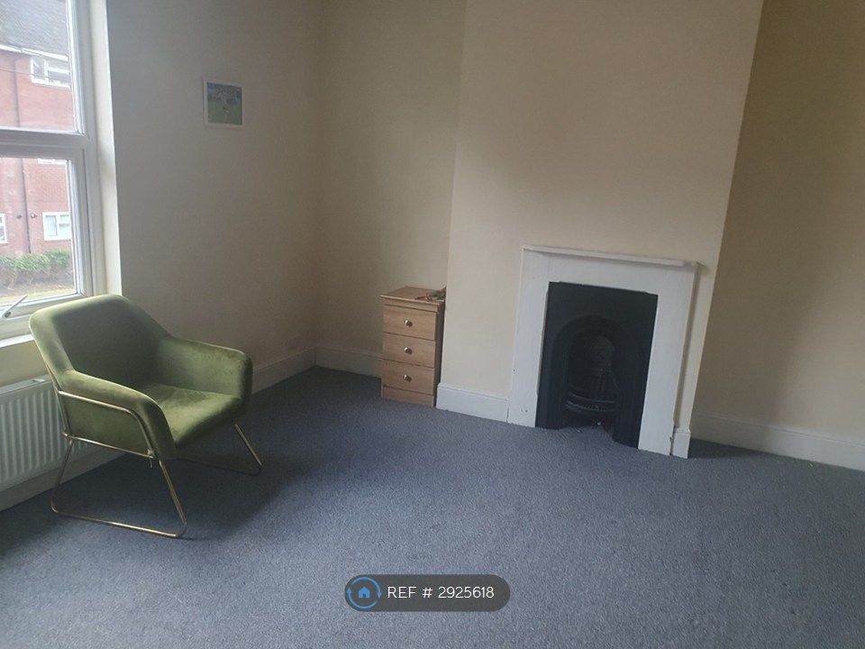 Property photo 3 of 8 Bedroom First Floor