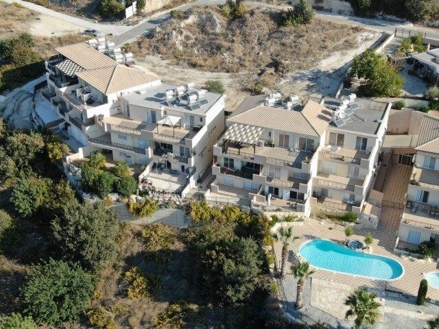 Property photo 3 of 14