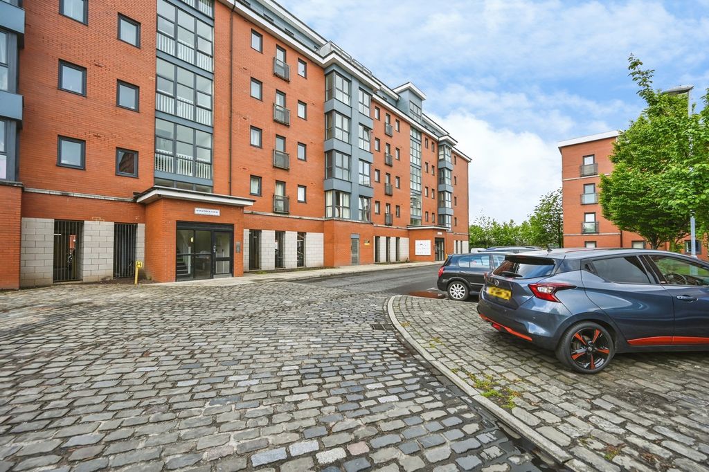 Property photo 1 of 14 Pbox-Img.Jpg