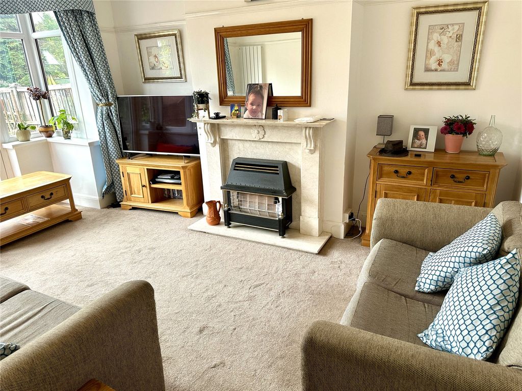 Property photo 2 of 26 Picture No. 01