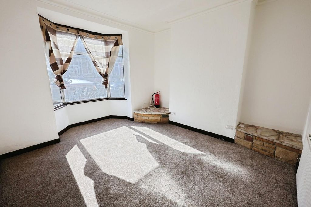 Property photo 3 of 11 9E849070-Pk7A6239.Jpg