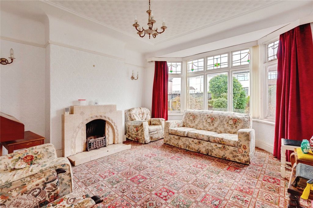 Property photo 2 of 17 Picture No. 09