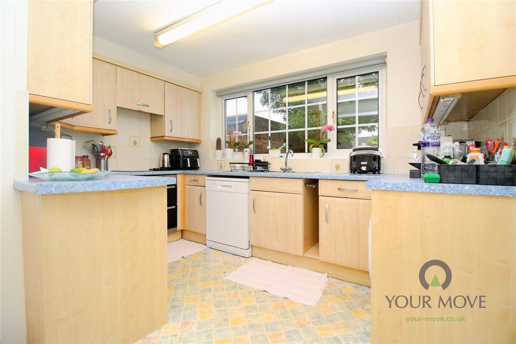 Property photo 3 of 16 Picture No. 14