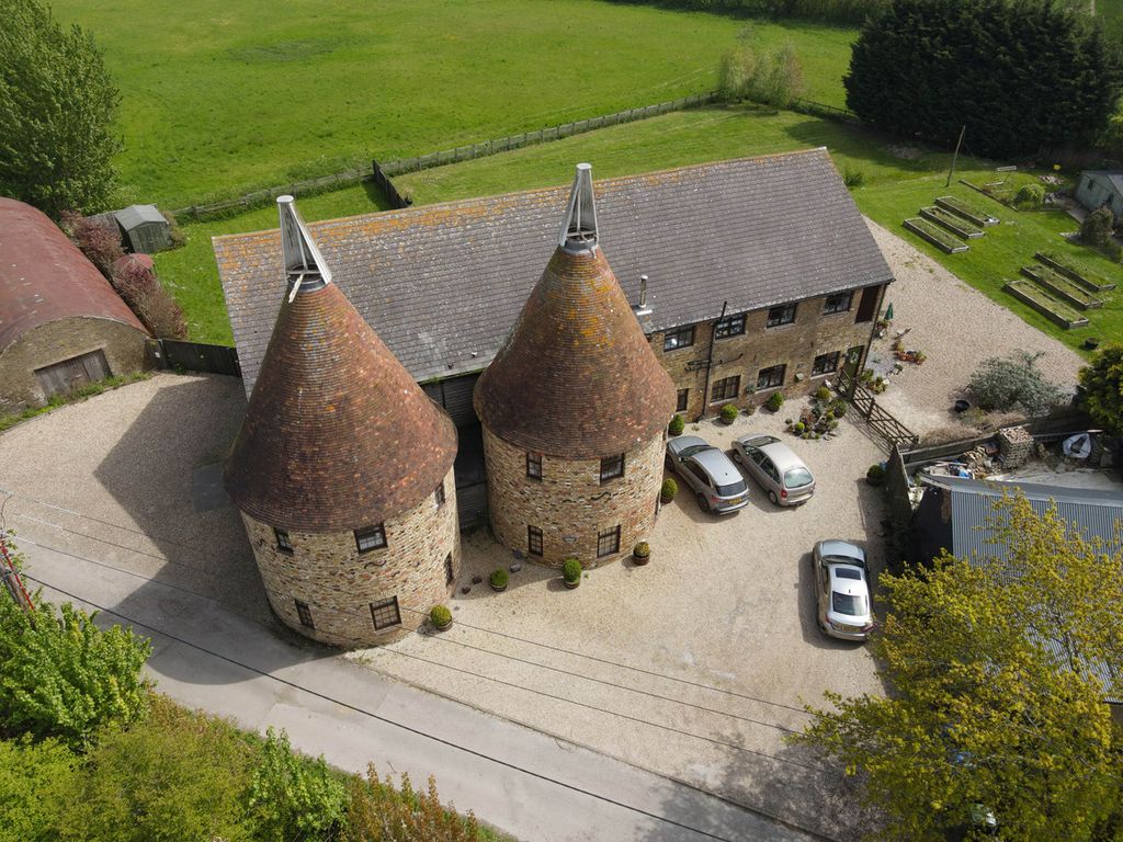 Property photo 1 of 34