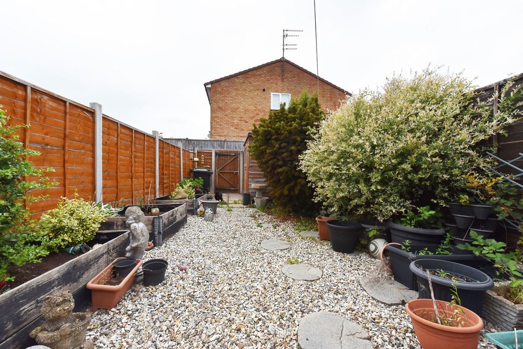 Property photo 3 of 9