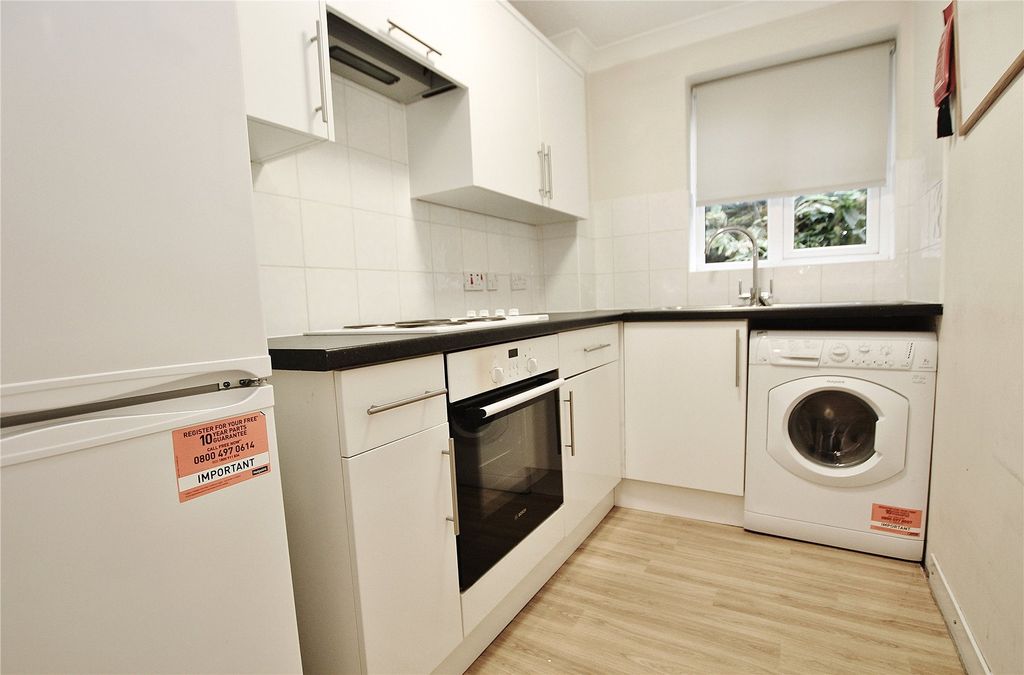 Property photo 3 of 6 Picture No. 09