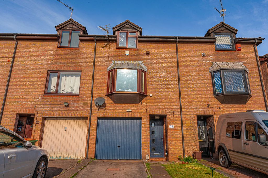 Property photo 1 of 22