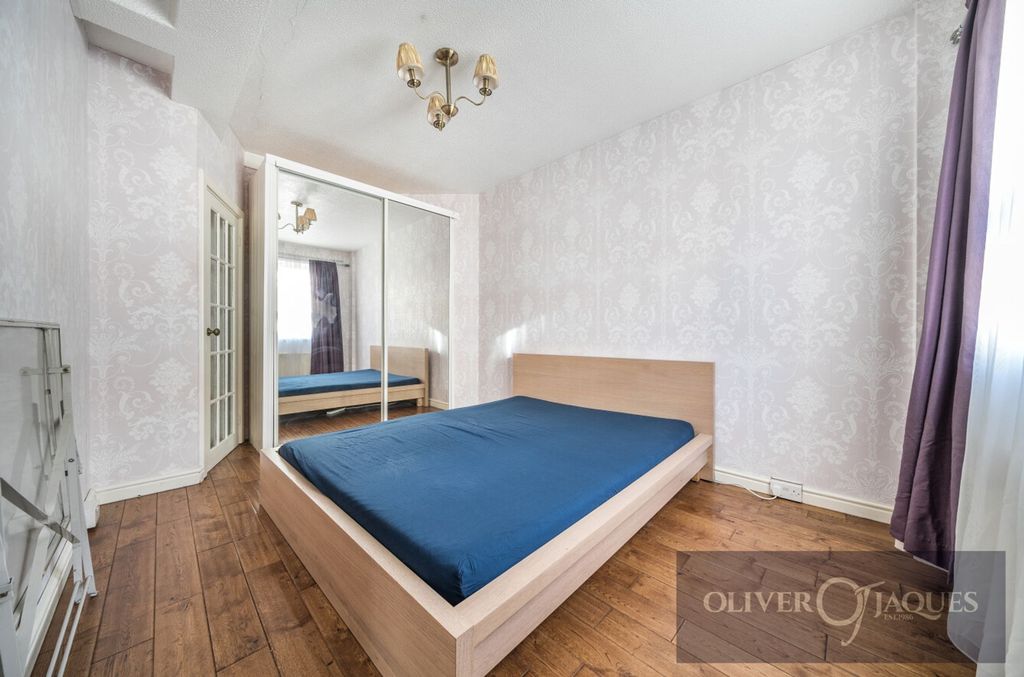 Property photo 3 of 20