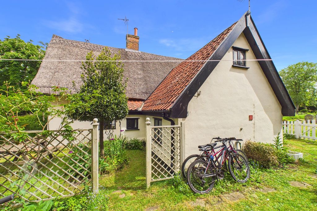 Property photo 1 of 26
