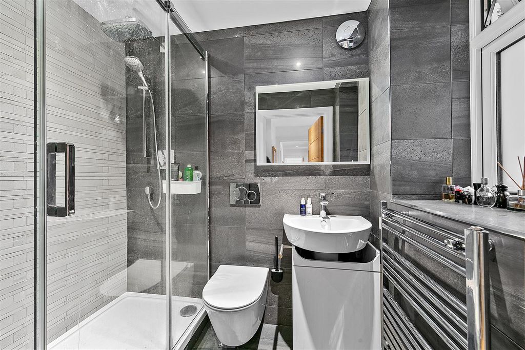 Additional image 9 of 2 bed flat for saleStation Road, Hampton TW12