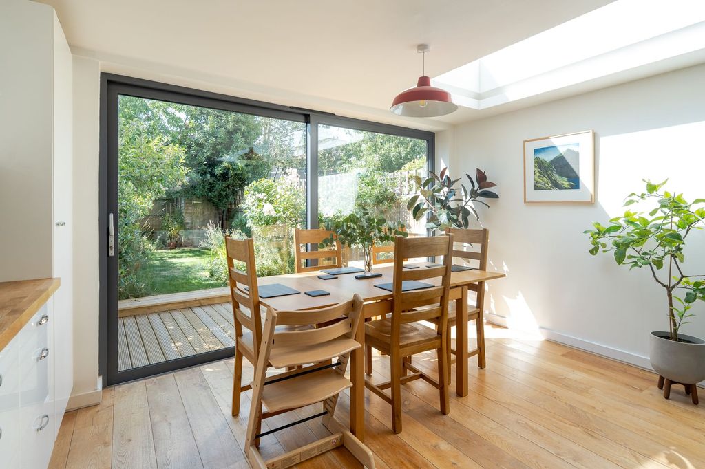 Property photo 3 of 22 Dining Room