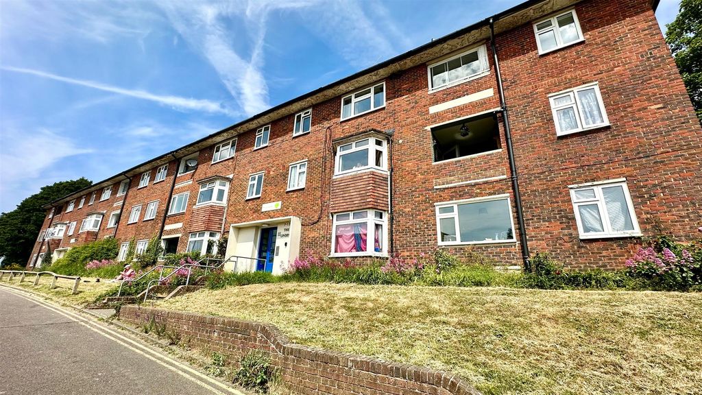 Property photo 1 of 6 30.Jpg