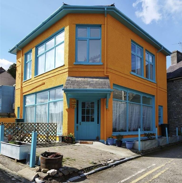 Property photo 1 of 21 Front.Jpeg