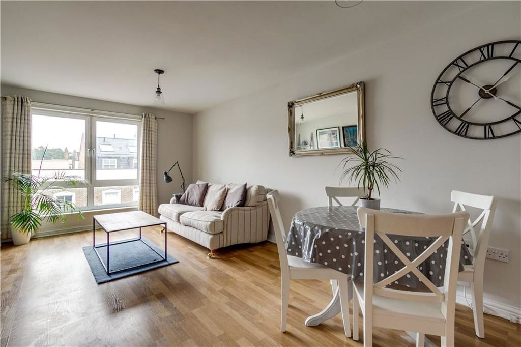 Property photo 2 of 6