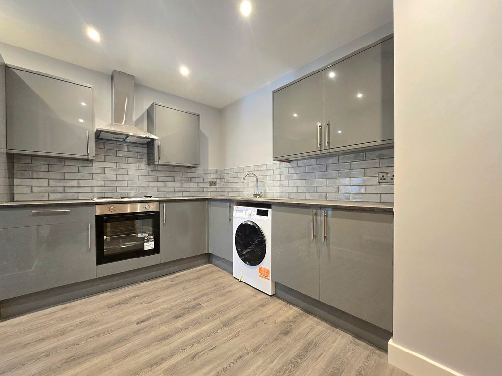 Property photo 1 of 8 1