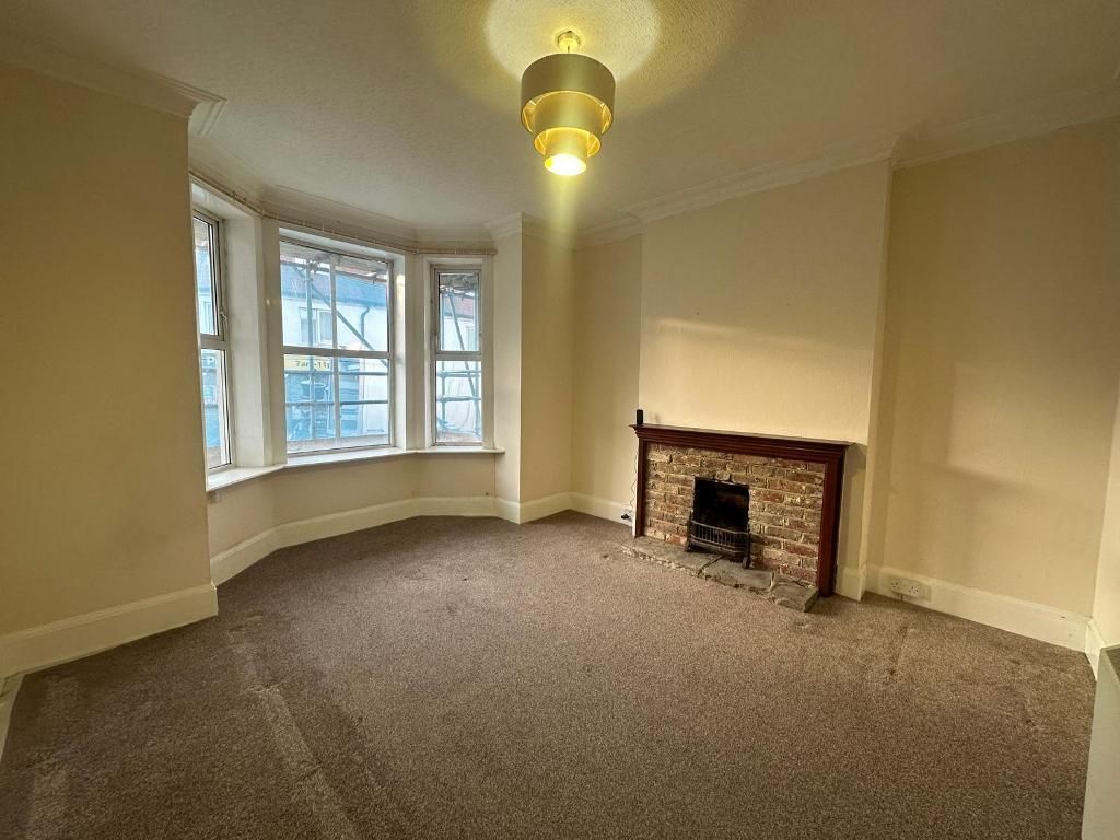 Property photo 3 of 11 Photo 3