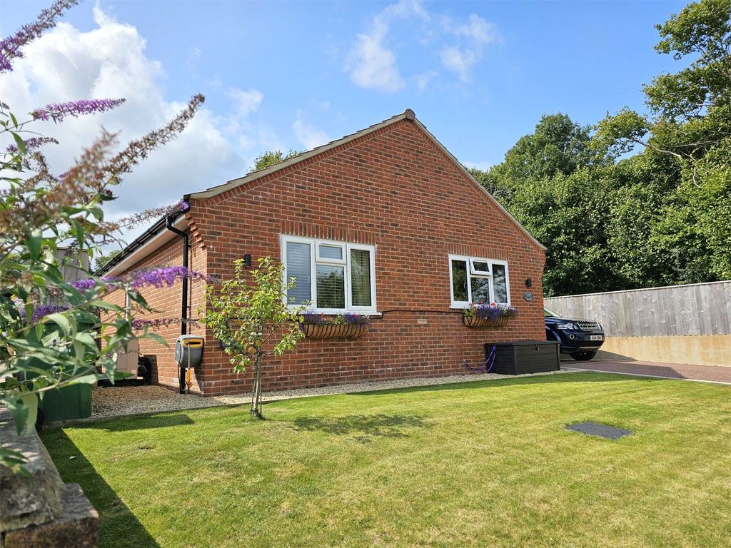 Property photo 1 of 15 Front