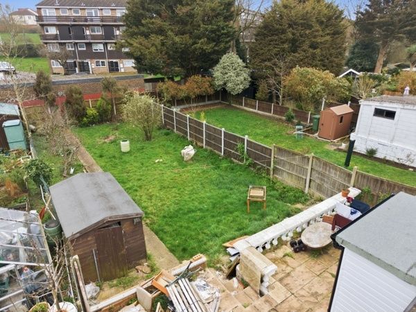 Property photo 2 of 23 Photo 13