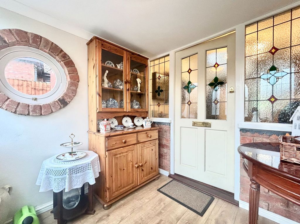 Property photo 3 of 31