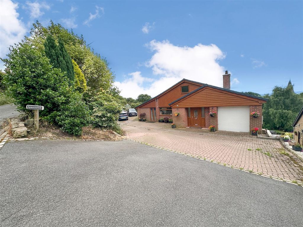 Property photo 3 of 37