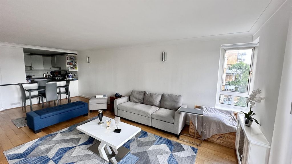 Property photo 3 of 12 Img_5169.Jpg