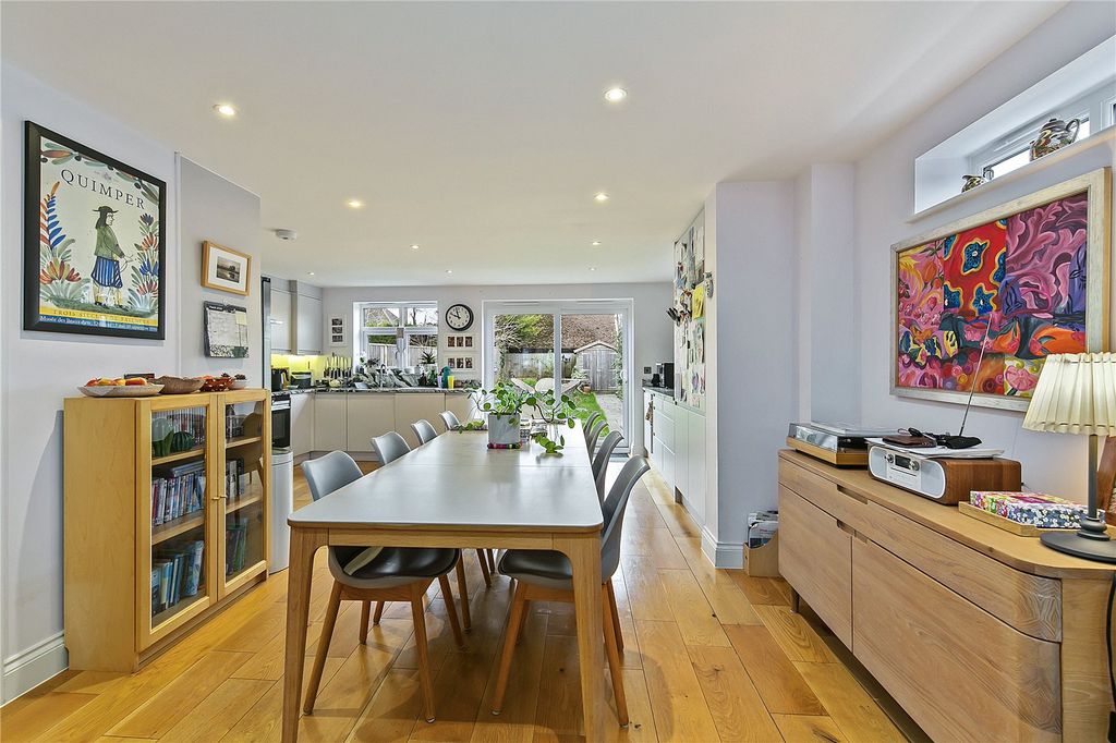 Property photo 3 of 23 Picture No. 08