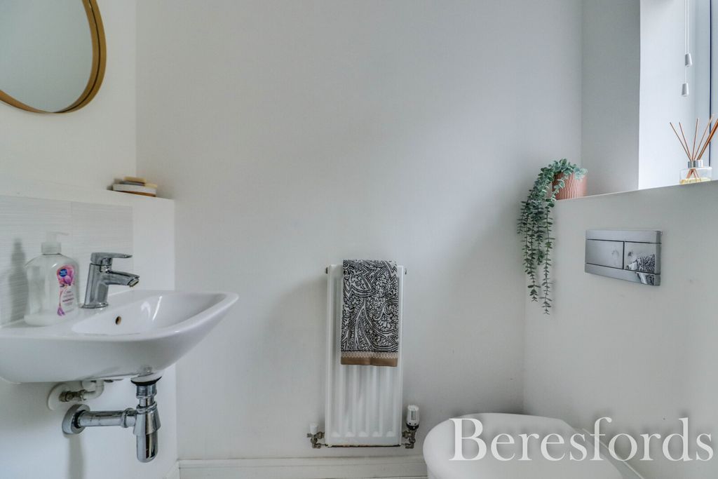 Property photo 3 of 23 Picture No. 05