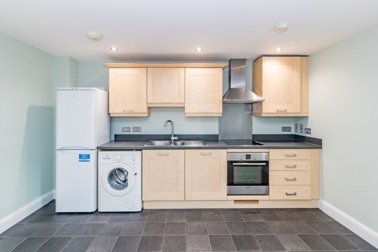 Property photo 2 of 9 81883