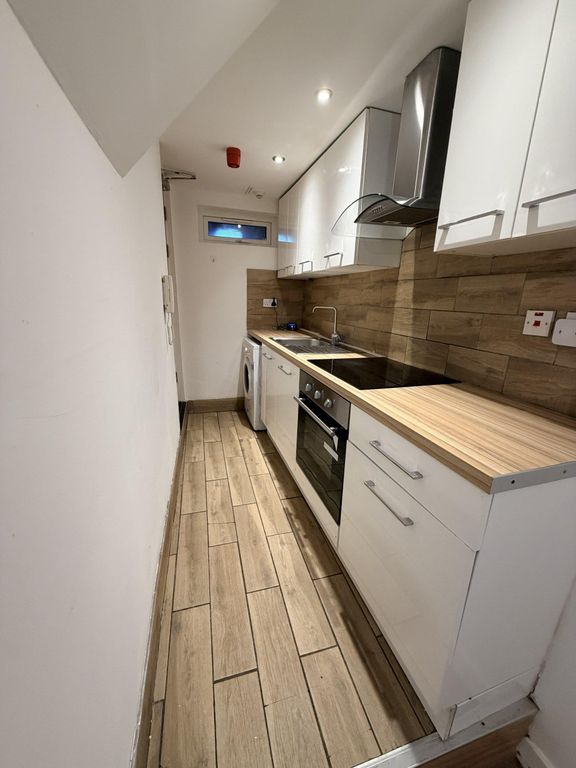 Property photo 3 of 7 Photo 2