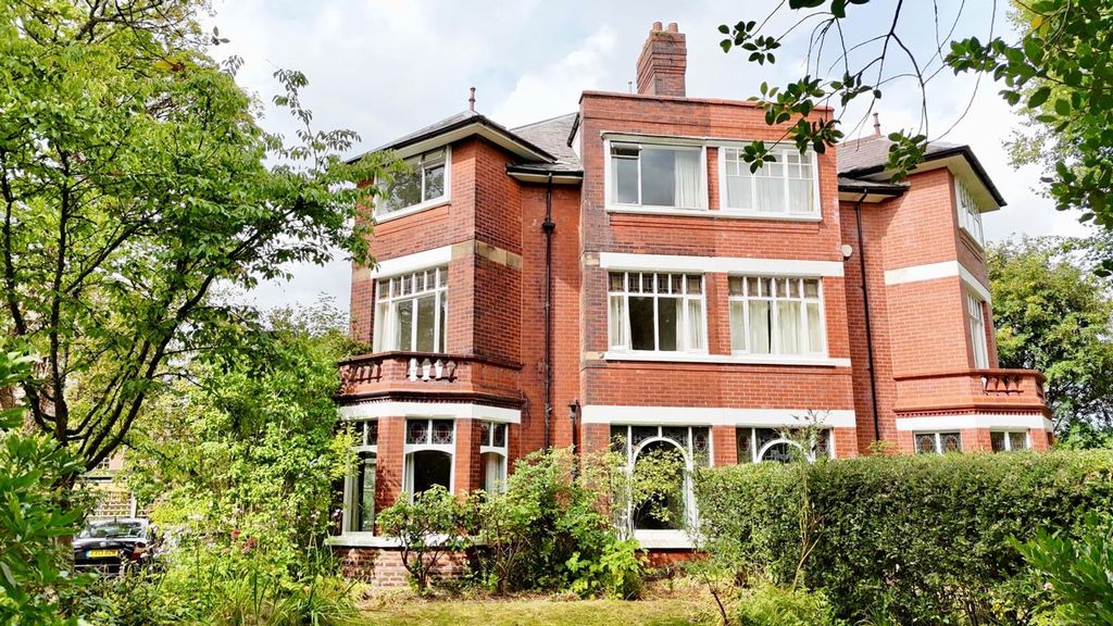 Property photo 1 of 58