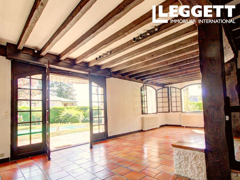 Property photo 3 of 10