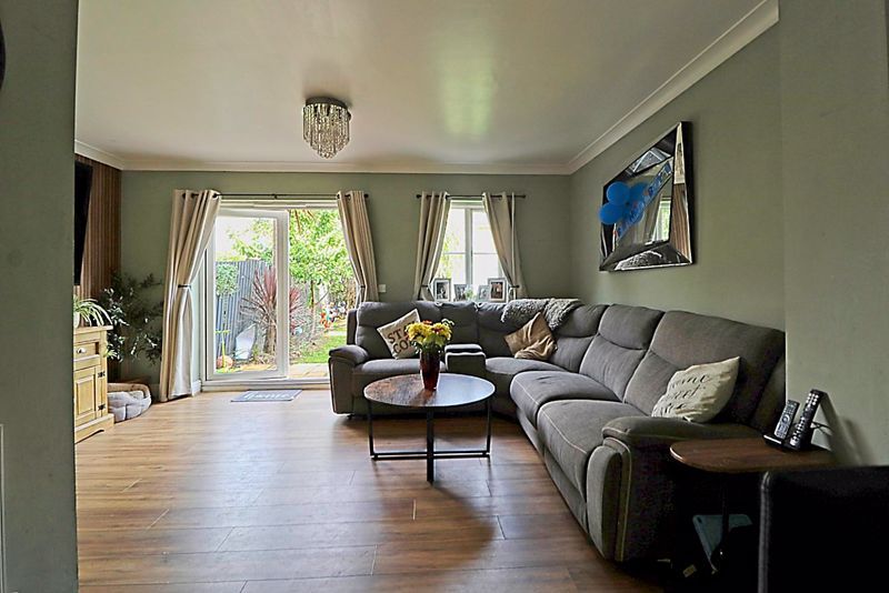 Property photo 2 of 16 Living / Dining Room