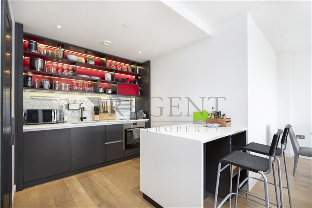 Property photo 2 of 19 Kitchen