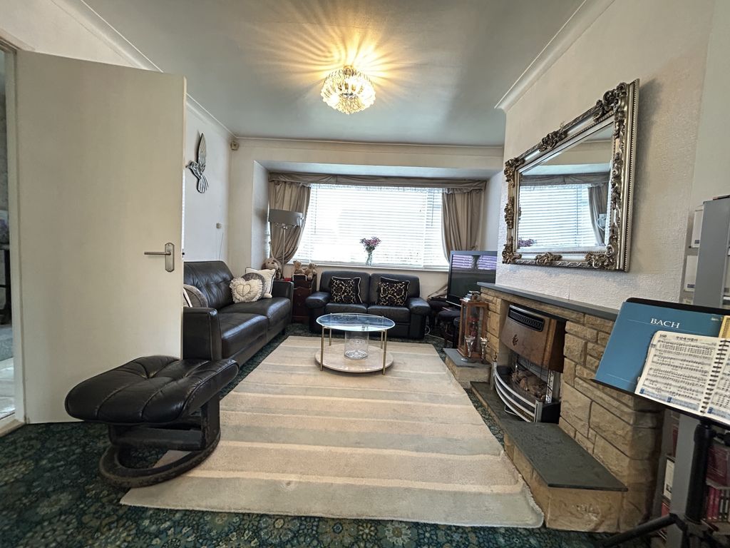 Property photo 2 of 11 Img_7809