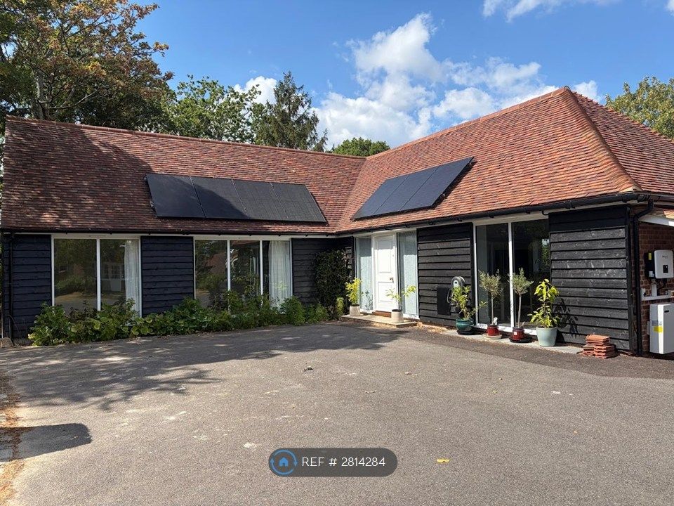 Property photo 2 of 35