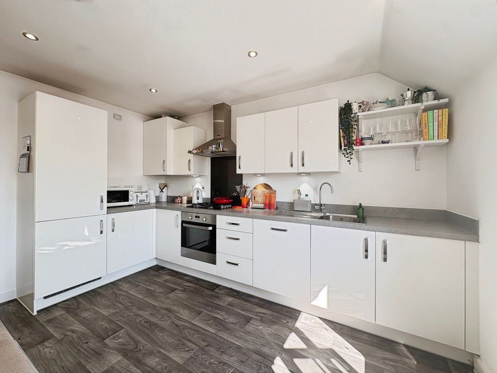 Property photo 3 of 7 Pbox-Img.Jpg