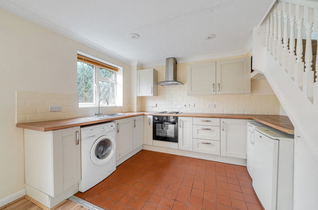 Property photo 3 of 9 1425742-7-69B42d7...