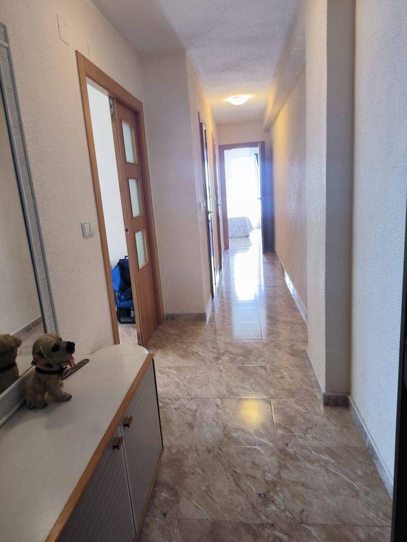 Property photo 2 of 33