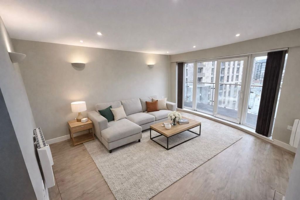 Property photo 1 of 25